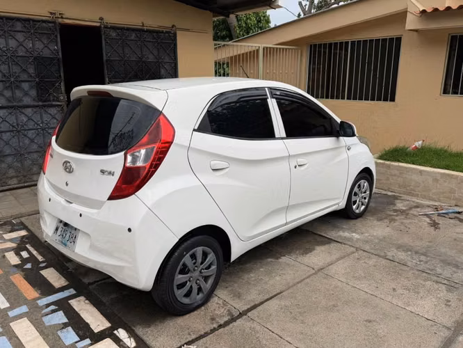 Hyundai EON 2013
