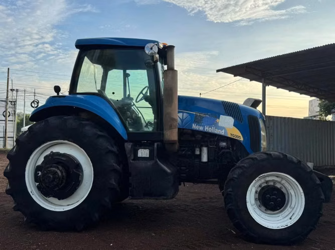 Tractor New Hollan TG 305 año 2007 - Imagen 6