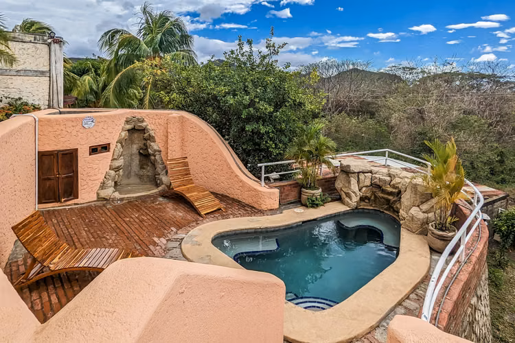Turnkey Beach Condo in San Juan del Sur   End Unit with Pool   Walkable Beach Access - Imagen 4