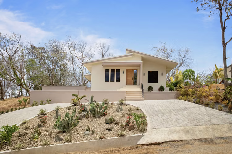 Modern New Construction Home Near Playa Remanso, San Juan del Sur, Nicaragua
