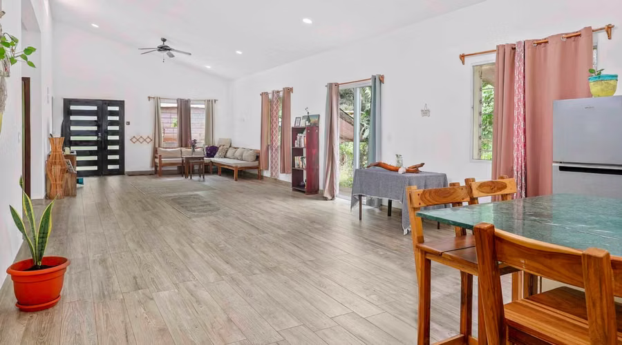 Fully Furnished Home Just Minutes from Downtown San Juan Del Sur - Imagen 2