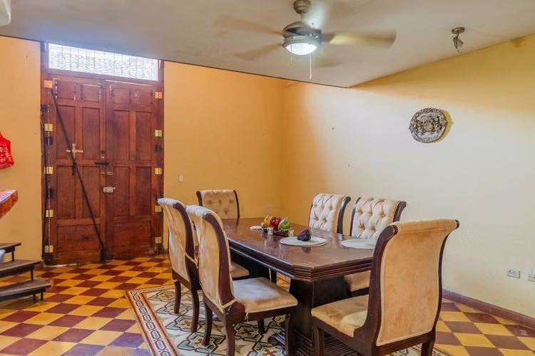 Casa Cuiscoma  Unique Colonial Home with Micro Hotel Possibilities in Granada, Nicaragua