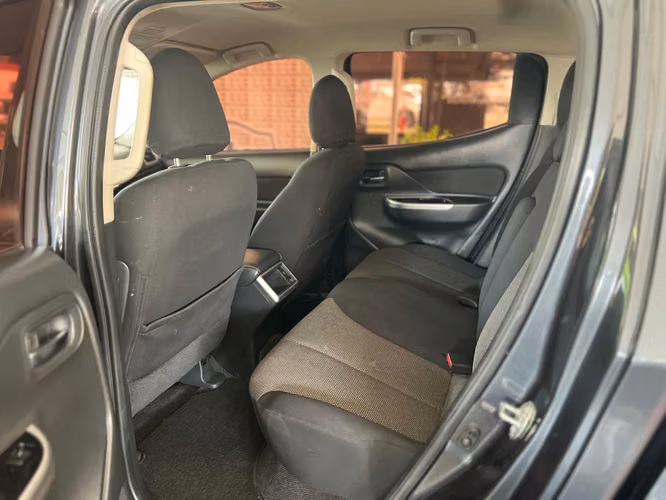 MITSUBISHI L200 SPORTERO AÑO 2024 - Imagen 6