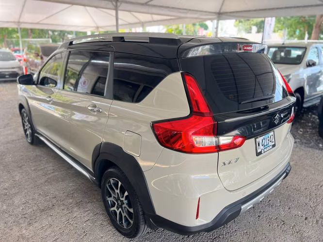 SUZUKI XL7 AÑO 2025 - Imagen 3