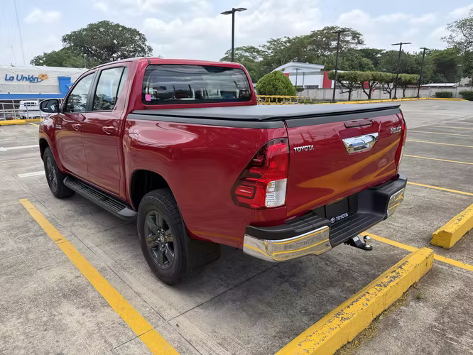 HILUX 2027 NUEVA DE PAQUETE  - Imagen 4
