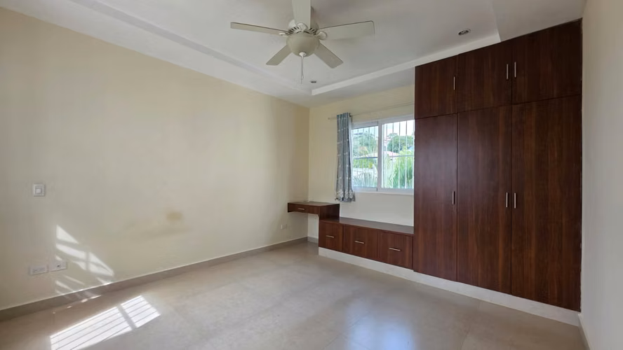 RENTA EN VILLA FONTANA  - Imagen 11