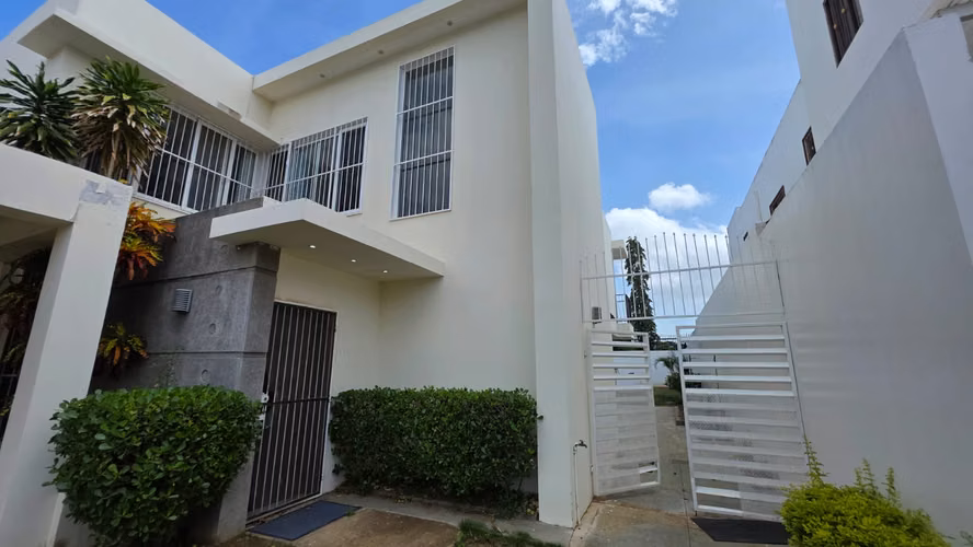 RENTA EN VILLA FONTANA  - Imagen 1