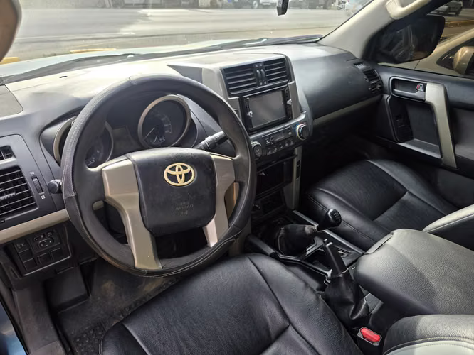 Toyota Prado TXL 5L  - Imagen 4