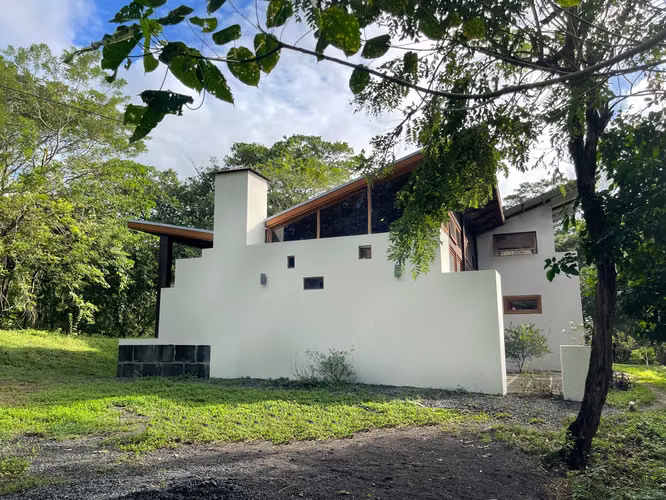 La Casa de Fuego y Agua in Escamequita - Imagen 4