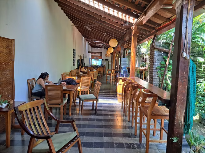 PURE Gym Spa Yoga Studio in a Colonial Manse in Granada Nicaragua - Imagen 2