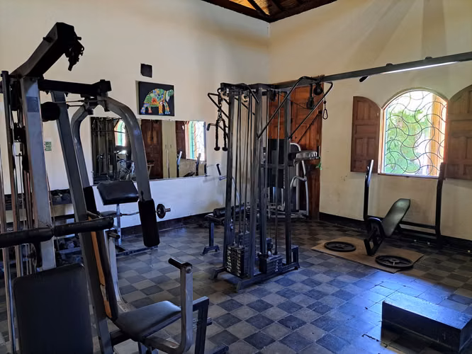 PURE Gym Spa Yoga Studio in a Colonial Manse in Granada Nicaragua - Imagen 4