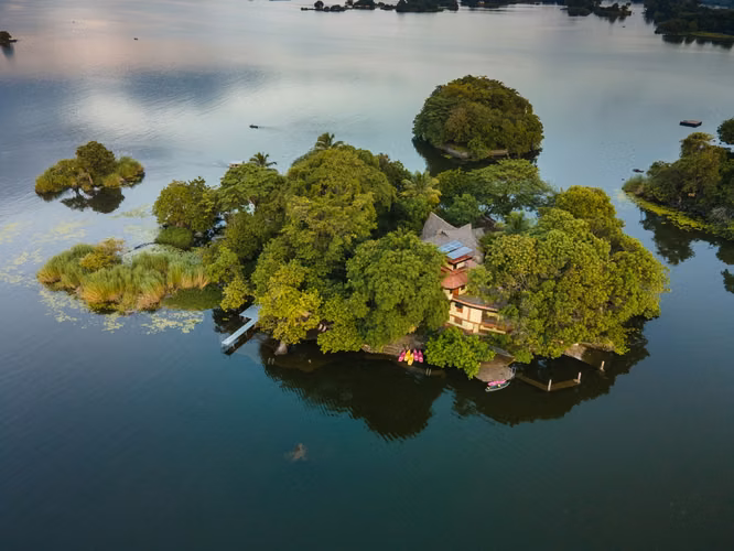 Zopango Orchid Island Dream Home in Las Isletas de Granada Nicaragua - Imagen 2