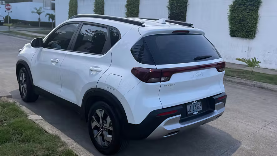 Kia sonet 2024 unico dueño - Imagen 7