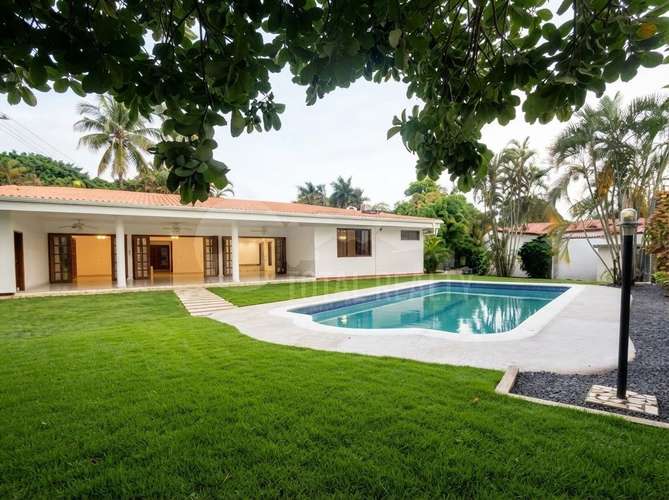 Casa en venta o alquiler en Las Colinas - Imagen 3