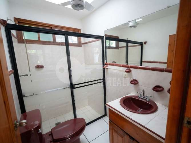 Casa en venta o alquiler en Las Colinas - Imagen 2