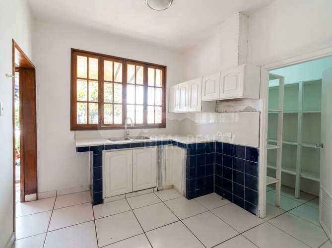 Casa en venta o alquiler en Las Colinas - Imagen 4