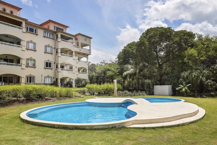 Apartamento en venta en Hacienda Iguana, Tola