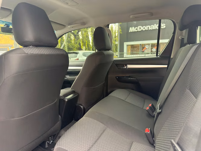 Linda HILUX 2027 0KM  - Imagen 5