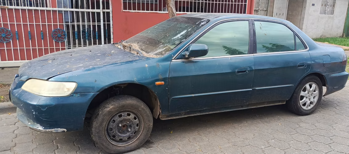 Selling used spare parts for deep Accord year 1999