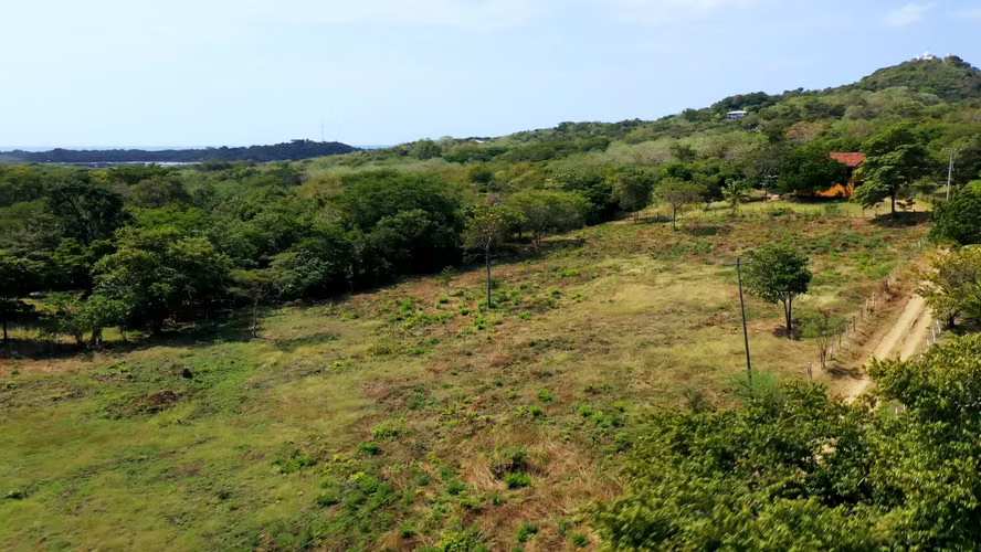 Property Lots Near the Beaches of Guasacate and Popoyo, Nicaragua
