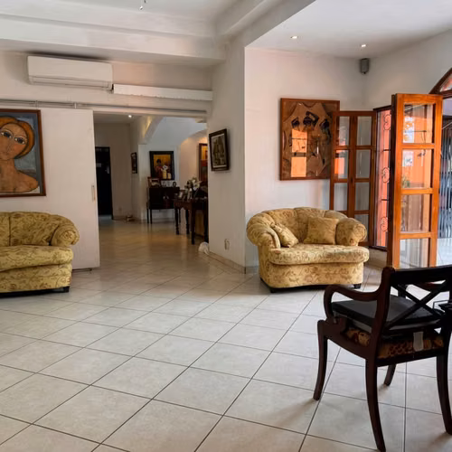 Casa en Venta en Las Colinas IV Etapa, Managua | Piscina y 1,811 m² de Terreno | US$450,000 - Imagen 7