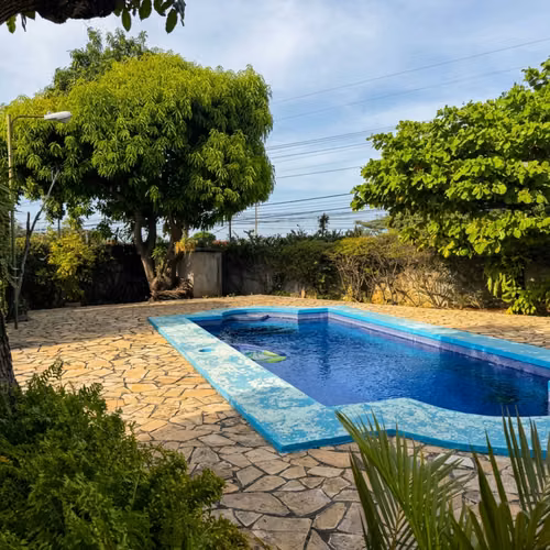 Casa en Venta en Las Colinas IV Etapa, Managua | Piscina y 1,811 m² de Terreno | US$450,000 - Imagen 2