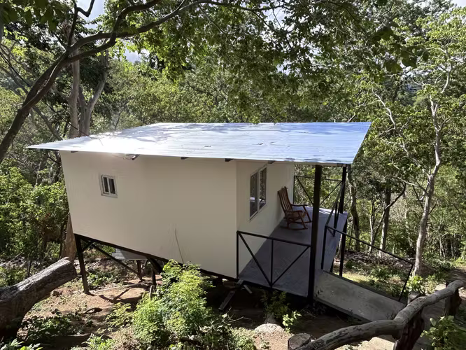 Private Jungle Apartment 5 Min Walk to Playa Maderas