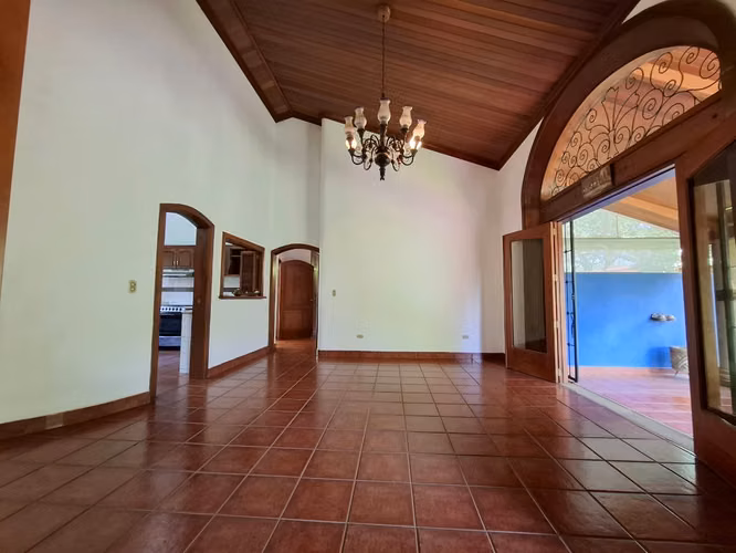 GG - !! Venta, casa en Carretera Sur con 1705 Vr2 !!