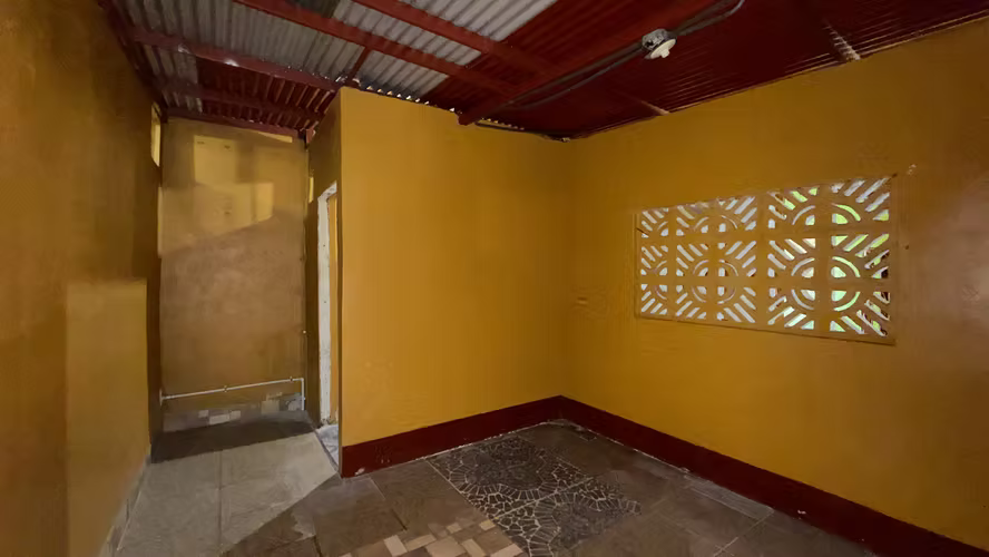 Casa en Venta en Colonia Vista Hermosa, San Judas | 4 Habitaciones, 4 Baños | US$68,000 - Imagen 14