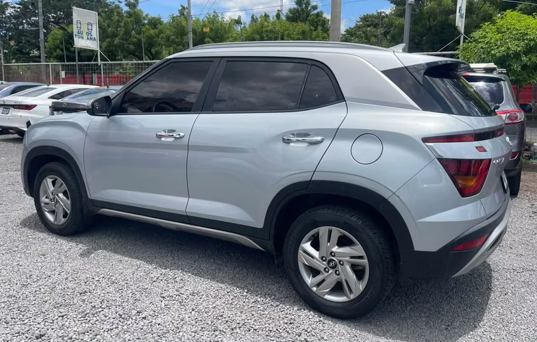  HYUNDAI CRETA 2023 AUTOMÁTICA    ¡EXCELENTE ESTADO, CÓMODA Y MUY ECONÓMICA!