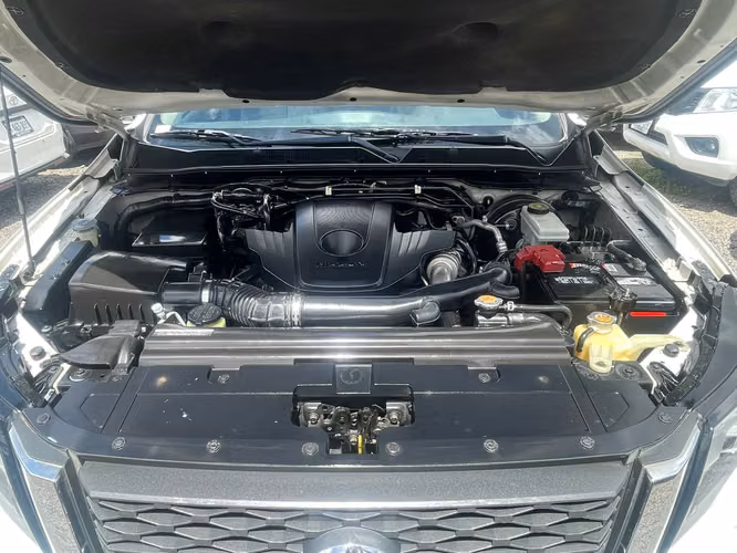 NISSAN FRONTIER NP300 LE 2022 AUTOMÁTICA  - Imagen 10