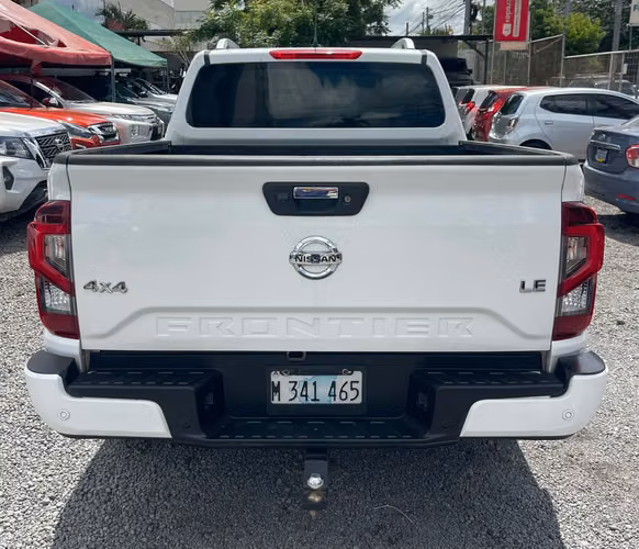 NISSAN FRONTIER NP300 LE 2022 AUTOMÁTICA  - Imagen 6