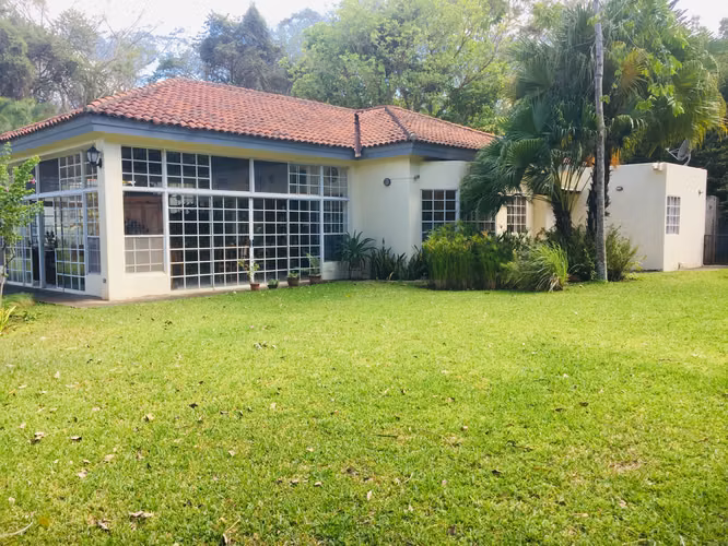 Venta de Casa en Villa Fontana Sur  - Imagen 1