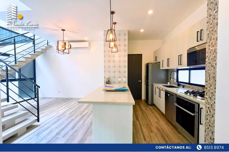 Casa Moderna en Renta en Villa Fontana Sur - LL  - Imagen 2