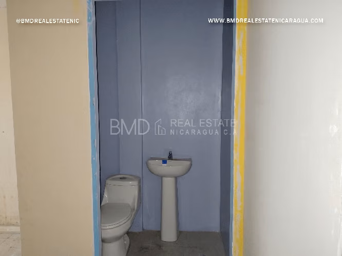 Plaza ubicada en una de las zonas de mayor desarrollo y atractivo comercial de Managua KG - Imagen 4