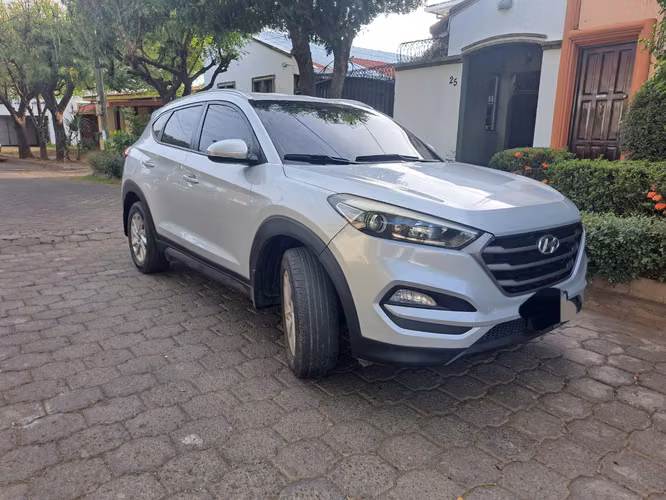 hyundai tucson - Imagen 1