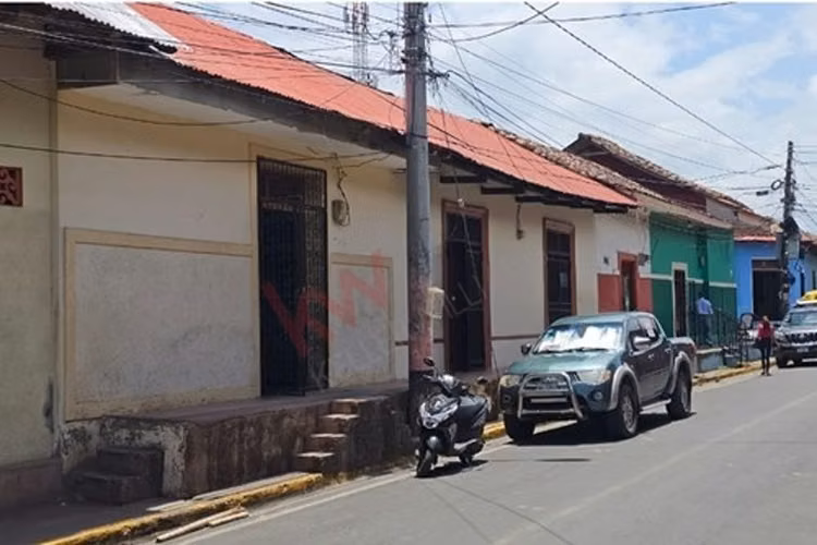  ¡AMPLIA Y HERMOSA CASA EN VENTA EN GRANADA! 