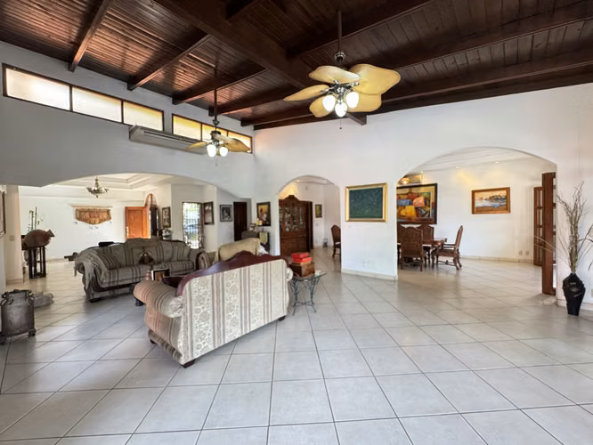Venta de Casa en Las Colinas  - Imagen 9