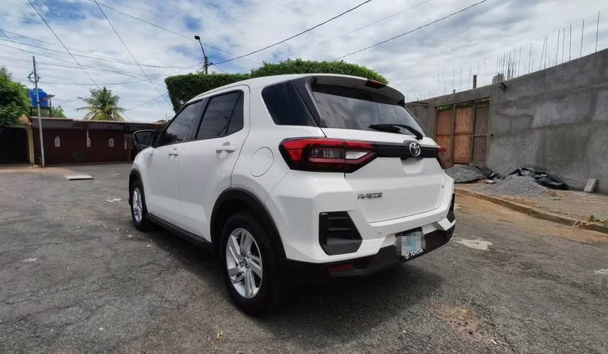 Toyota Raize 1.0 turbo automatica año 2026 - Imagen 4