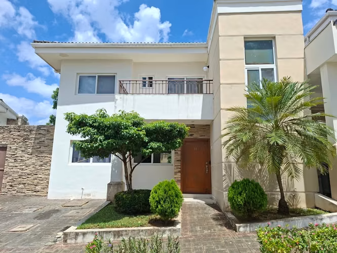 FP- Rento Townhouse en Estancia Santo Domingo - Imagen 10
