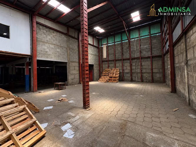 PROPIEDAD COMERCIAL EN VENTA PARA OFICINAS-BODEGAS - Imagen 5