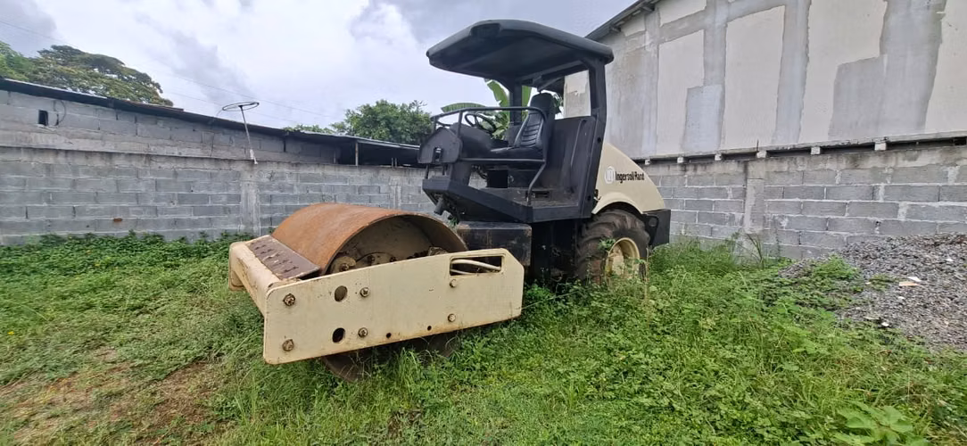 ROLA COMPACTADORA INGERSOL RAND 
