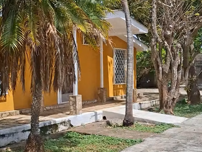 SE VENDE PROPIEDAD DE CUATRO CASAS PARA INVERSION - DIRIAMBA SB - Imagen 7