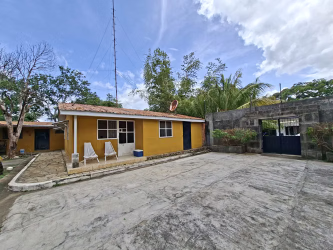 SE VENDE PROPIEDAD DE CUATRO CASAS PARA INVERSION - DIRIAMBA SB - Imagen 2
