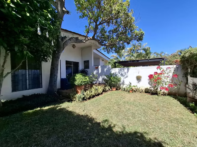 GG - Venta de complejo de 2 casas en Carretera Sur - Imagen 4