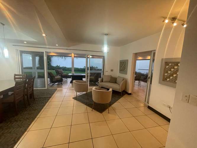 SE RENTA CASA AMUEBLADA DE 5 HABITACIONES EN LAS COLINAS, MANAGUA