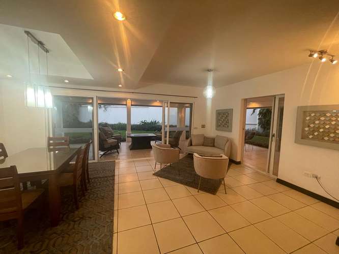 SE RENTA CASA AMUEBLADA DE 5 HABITACIONES EN LAS COLINAS, MANAGUA