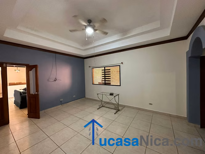 SE RENTA CASA CON PISCINA EN SANTO DOMINGO, MANAGUA - Imagen 10