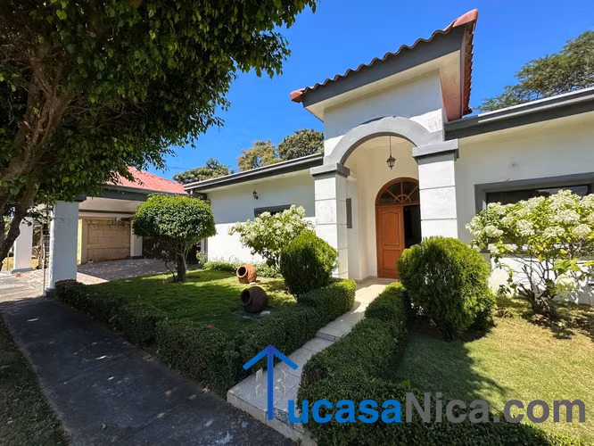 SE RENTA CASA CON PISCINA EN SANTO DOMINGO, MANAGUA - Imagen 4