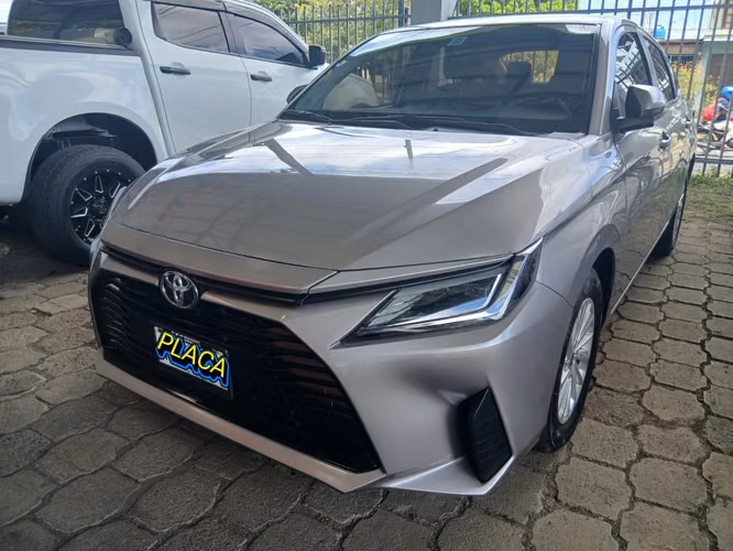  TOYOTA YARIS 2024 | ¡AUTOMATICO!  - Imagen 3